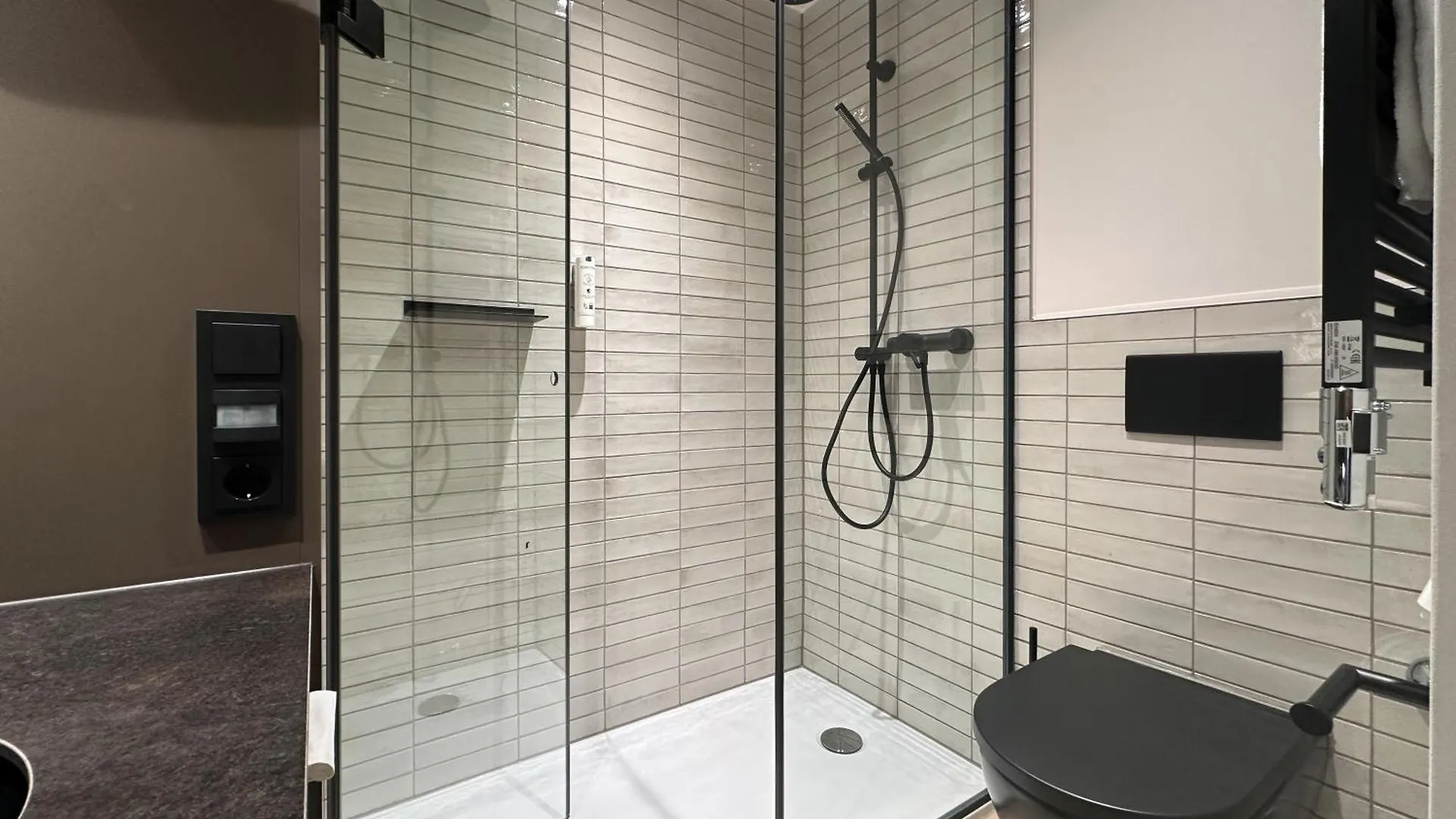 ****  Wessinger Hotel Neu-Isenburg Duitsland